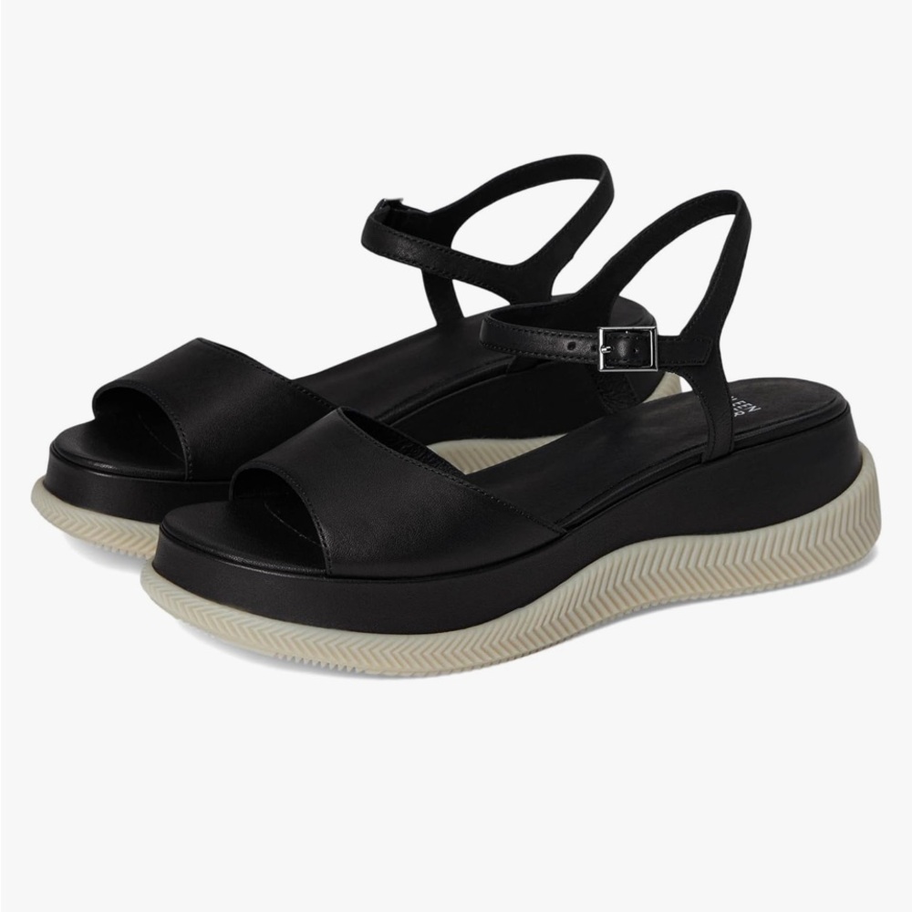 NEW Eileen Fisher
Women’s Ario Sporty Leather Lagenlook Wedge Sandals size 7